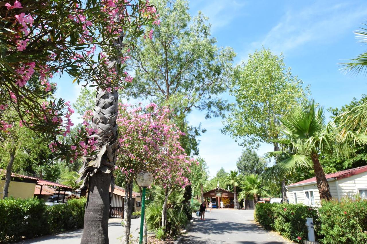 Camping Les Salisses - Maeva Vias Exterior foto